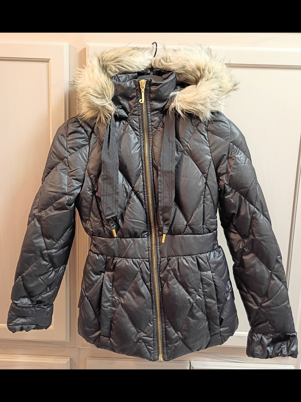 Juicy Couture Black Quilted Puffer Jacket Faux Fur Hood Gold Zip Size XS
